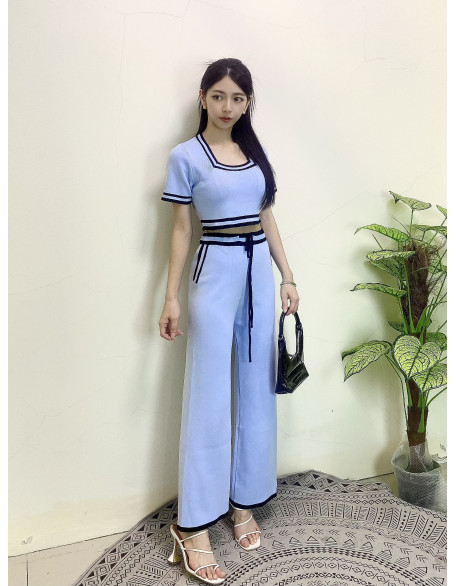 黑边套装