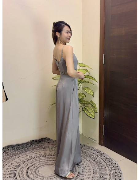 吊带蕾丝连体裙