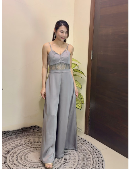 吊带蕾丝连体裙