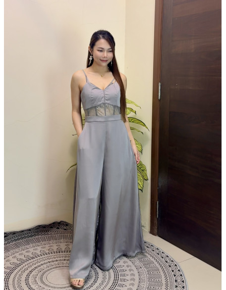 吊带蕾丝连体裙